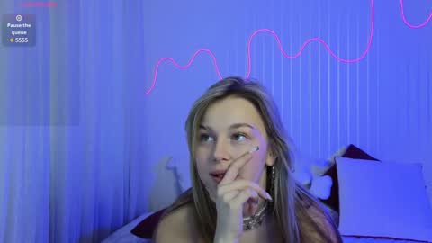 Snapshot of mel_nelson chatting on 16, 1, 2025 Mel online show from 16, 1, 2025