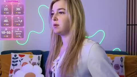 Snapshot of mel_nelson chatting on 15, 10, 2025 Mel online show from 15, 10, 2025