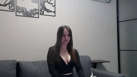 meladams online show from 11, 1, 2025