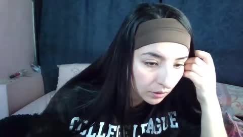 Snapshot of melani1103 chatting on 3, 11, 2025 melani1103 online show from 3, 11, 2025