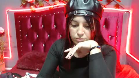 melani_cute01 online show from 9, 2, 2025