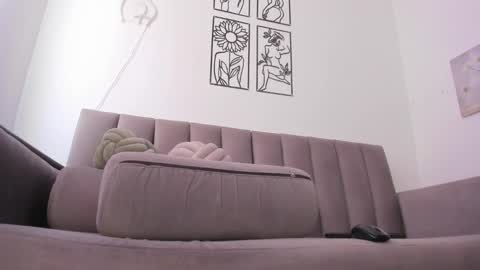 melani greyy online show from 11, 11, 2025