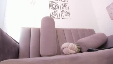 melani greyy online show from 9, 2, 2026