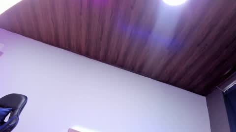 MELANI - online show from 17, 2, 2025