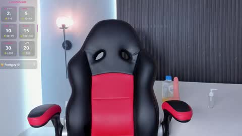 Snapshot of melanie_bonelli chatting on 5, 12, 2025 Melanie Bonelli online show from 5, 12, 2025