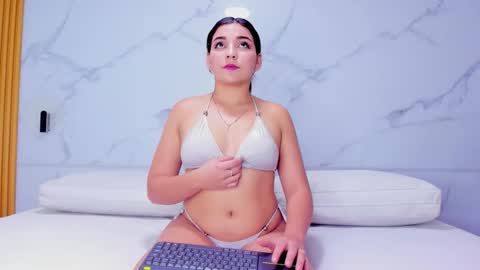 Snapshot of melanie_harl chatting on 24, 2, 2026 Melanie online show from 24, 2, 2026