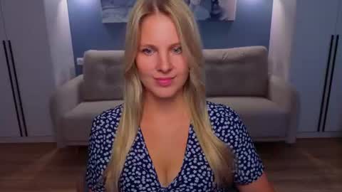 Melanie Bennett online show from 11, 7, 2026
