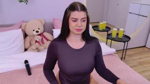 Melanie online show from 27, 9, 2025