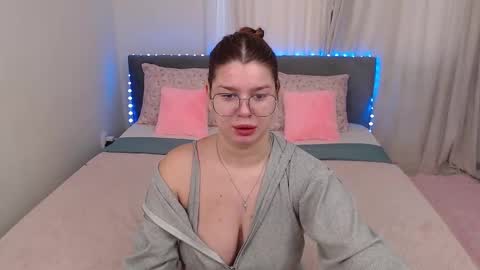 Melanie online show from 23, 11, 2025