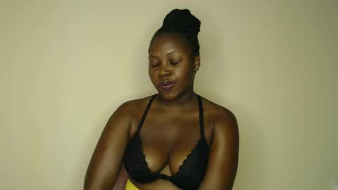 Snapshot of melaningoddess30 chatting on 22, 1, 2025 melaningoddess30 online show from 22, 1, 2025