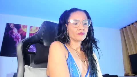 Snapshot of melannia_hills chatting on 21, 1, 2025 melannia_hills online show from 21, 1, 2025