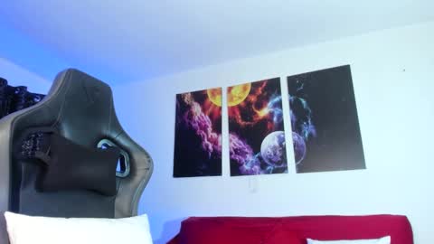 Snapshot of melannia_hills chatting on 20, 2, 2025 melannia_hills online show from 20, 2, 2025