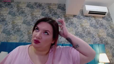 melanniebrown online show from 15, 12, 2024