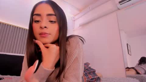 Snapshot of melany_hoffman chatting on 7, 11, 2025 melany_hoffman online show from 7, 11, 2025