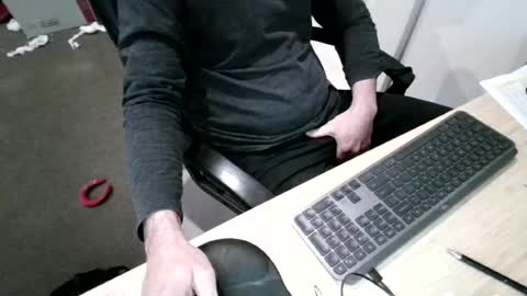 melbguy_075 online show from 17, 6, 2026