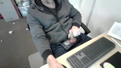 Snapshot of melbguy_075 chatting on 22, 6, 2026 melbguy_075 online show from 22, 6, 2026