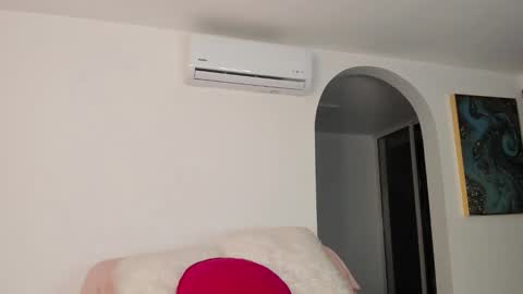 Snapshot of melgomez chatting on 13, 12, 2024 Mel Gomez online show from 13, 12, 2024