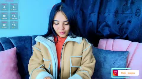    Independent model online show from 21, 9, 2025