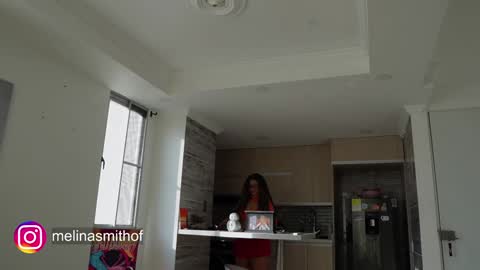 MelinaSmith  online show from 31, 1, 2025