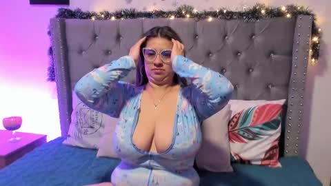 Snapshot of melinda_bob chatting on 26, 12, 2024 Melinda online show from 26, 12, 2024