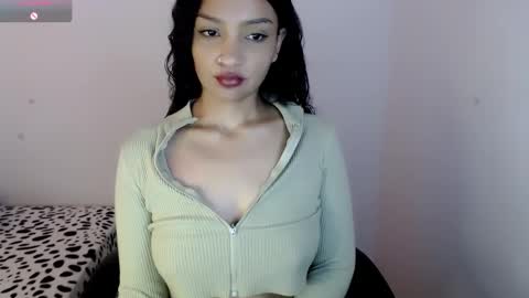 Snapshot of melinna706702 chatting on 17, 2, 2025 melinna706702 online show from 17, 2, 2025