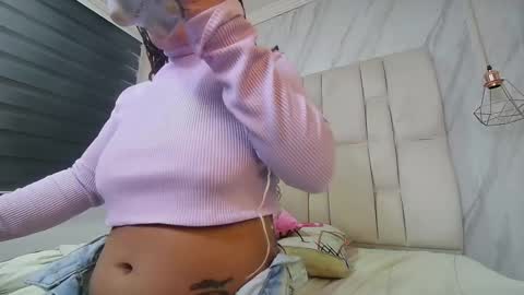 Snapshot of melisa_garcia chatting on 15, 2, 2025 Melissa online show from 15, 2, 2025