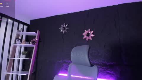 Snapshot of melisabostton_ chatting on 2, 10, 2025 Melissa online show from 2, 10, 2025