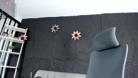 Snapshot of melisabostton_ chatting on 8, 10, 2025 Melissa online show from 8, 10, 2025