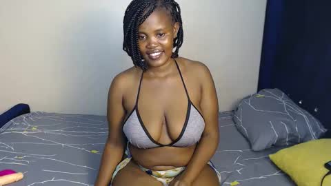 Snapshot of melisaklein chatting on 11, 10, 2025 Melissa online show from 11, 10, 2025