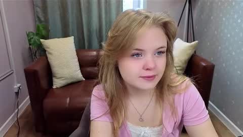 Snapshot of melissa_199 chatting on 20, 10, 2025 Sophia online show from 20, 10, 2025