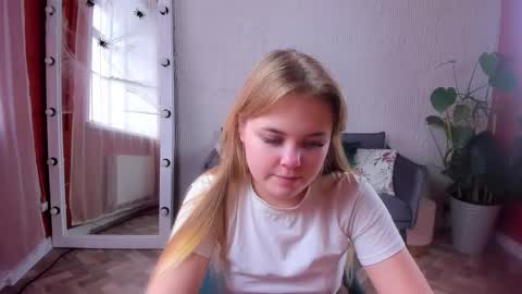 Snapshot of melissa_199 chatting on 29, 10, 2025 Sophia online show from 29, 10, 2025