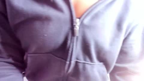 Snapshot of melissa_23_ chatting on 24, 9, 2025 melissa_23_ online show from 24, 9, 2025