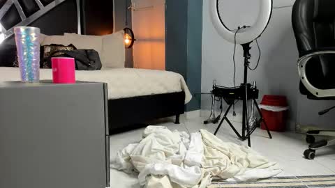 melissa_23_ online show from 11, 11, 2025