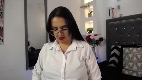 Snapshot of melissa_rhodes chatting on 19, 12, 2025 Melissa online show from 19, 12, 2025