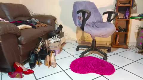 Snapshot of melissa_tv chatting on 3, 3, 2025 melissa online show from 3, 3, 2025