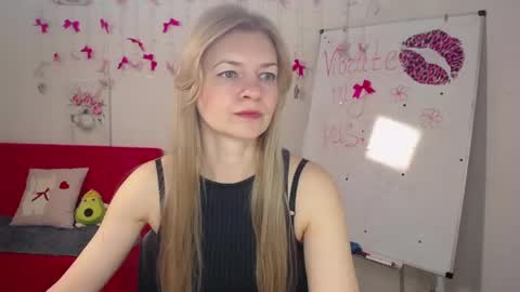 Snapshot of melissatylerbb chatting on 3, 5, 2026 Melissa online show from 3, 5, 2026