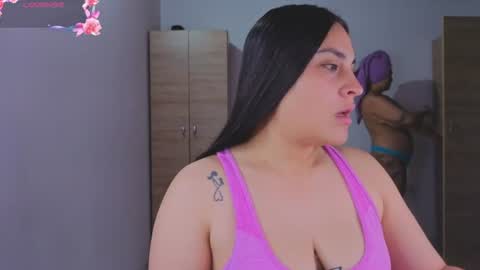 Snapshot of mellani_luod chatting on 2, 8, 2026 Mellani online show from 2, 8, 2026