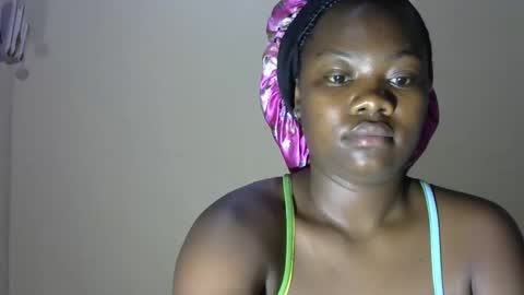 Snapshot of mellcy chatting on 13, 12, 2024 mell online show from 13, 12, 2024