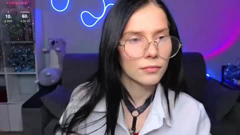 mellhyees online show from 12, 1, 2026