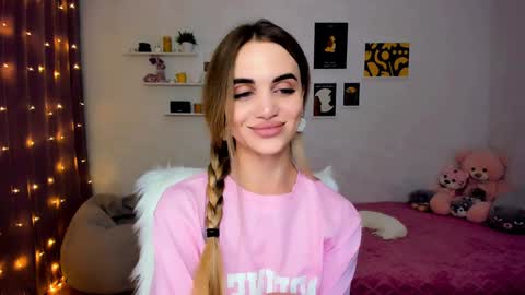 Snapshot of mellifluoustess chatting on 8, 12, 2024 Tessa online show from 8, 12, 2024