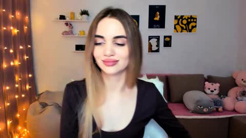 Snapshot of mellifluoustess chatting on 19, 12, 2024 Tessa online show from 19, 12, 2024