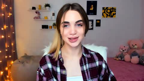 Snapshot of mellifluoustess chatting on 23, 12, 2024 Tessa online show from 23, 12, 2024