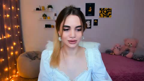 Snapshot of mellifluoustess chatting on 10, 1, 2025 Tessa online show from 10, 1, 2025