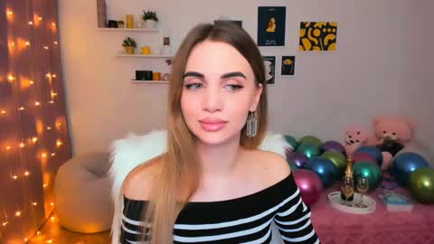 Snapshot of mellifluoustess chatting on 9, 2, 2025 Tessa online show from 9, 2, 2025