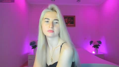 Mellina online show from 8, 1, 2025