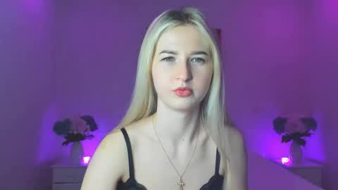 Mellina online show from 18, 2, 2025