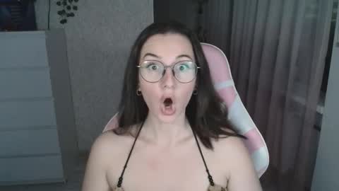 Snapshot of mellonmayre chatting on 9, 2, 2026 mellonmayre online show from 9, 2, 2026