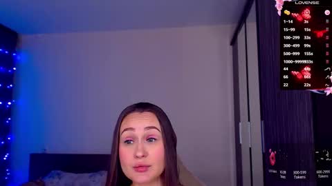 Snapshot of mellovell chatting on 26, 11, 2025 Mel online show from 26, 11, 2025