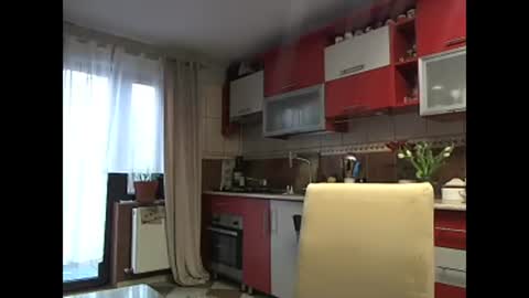 Melly online show from 28, 2, 2025