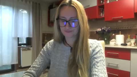 Melly online show from 30, 9, 2025